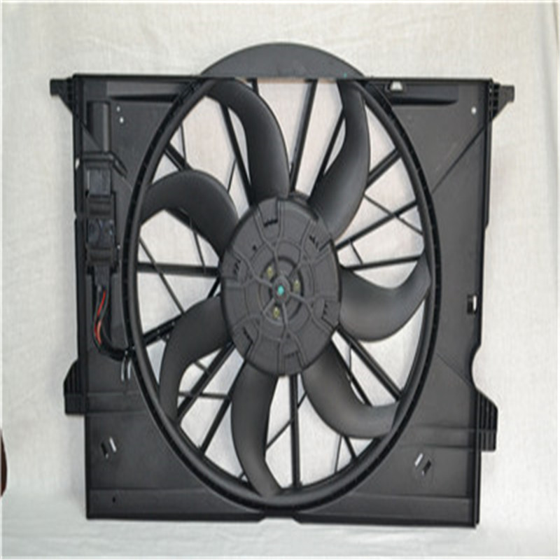 Ventilateur de radiateur A2115001693